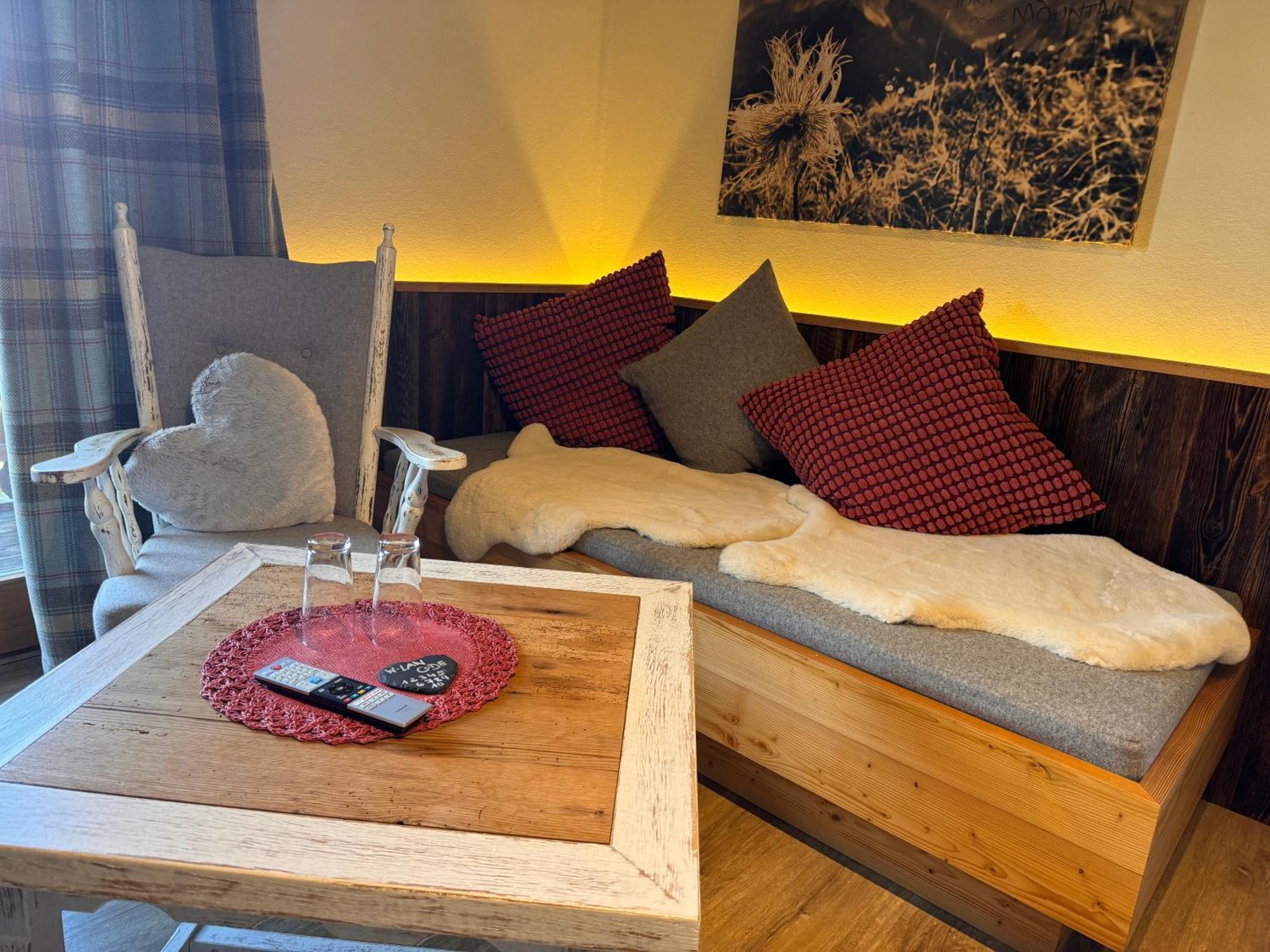 Gaestehaus Edlhuber Mittenwald Habitación foto